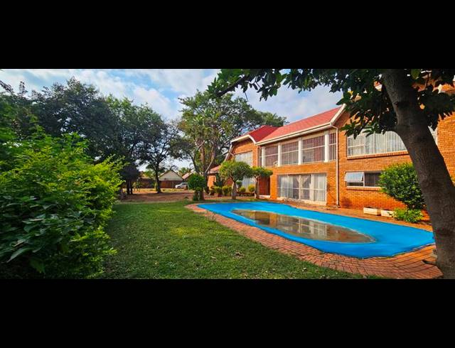 5 BEDROOM HOUSE FOR SALE IN THERESA PARK
